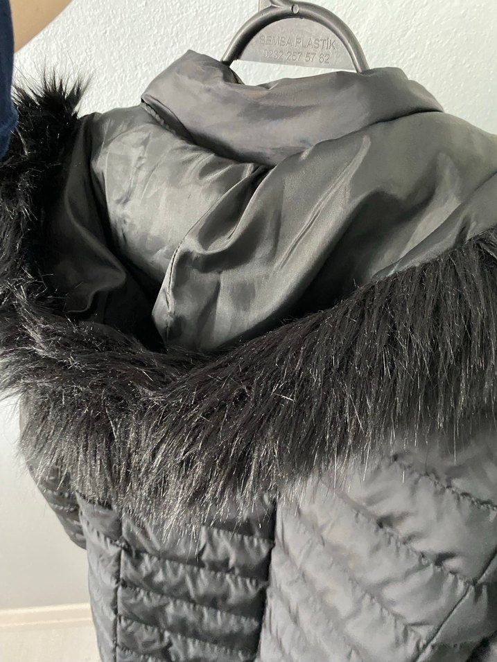 Siyah Kadın Midi Kışlık Mont - Görsel 3