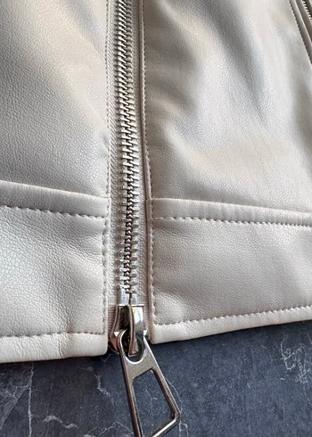 Beyaz Kısa Deri Biker Ceket - Görsel 7