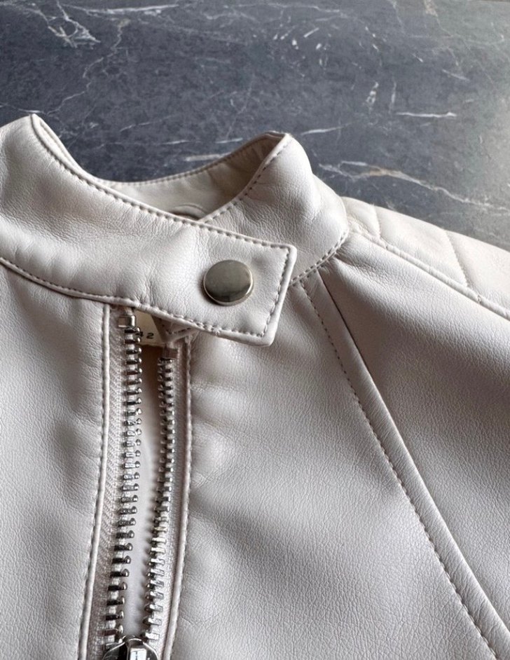 Beyaz Kısa Deri Biker Ceket - Görsel 3