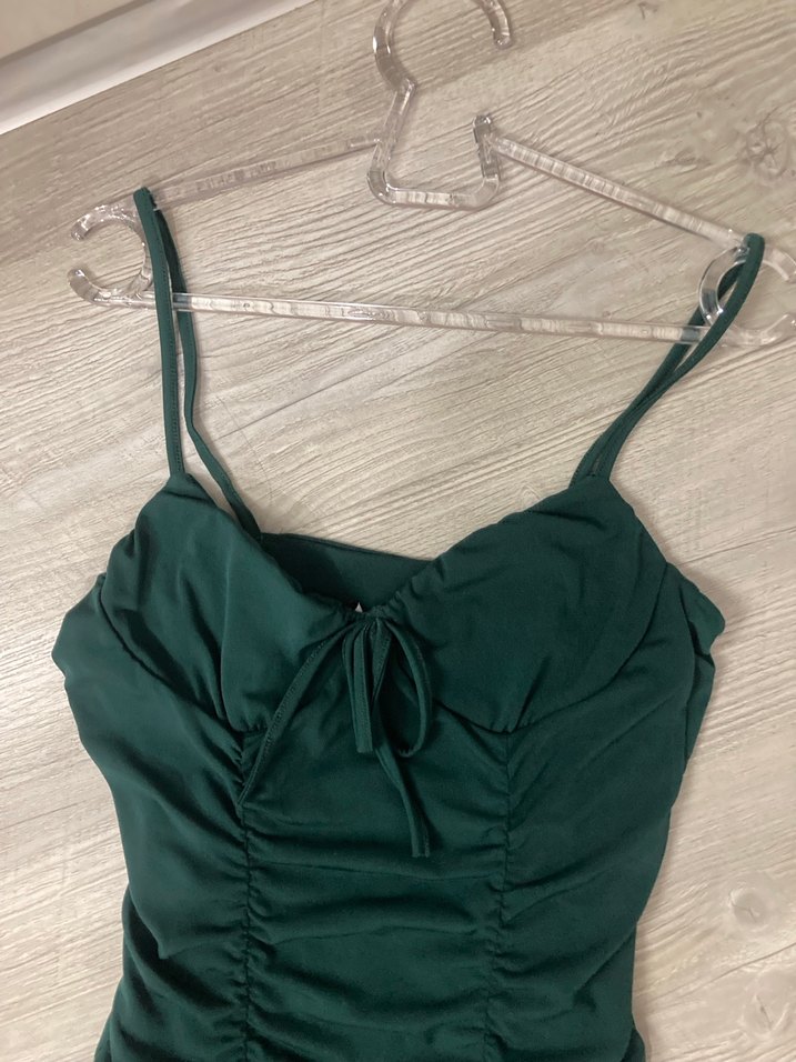 Drapeli V Yaka İnce Askılı Midi Elbise - Görsel 2