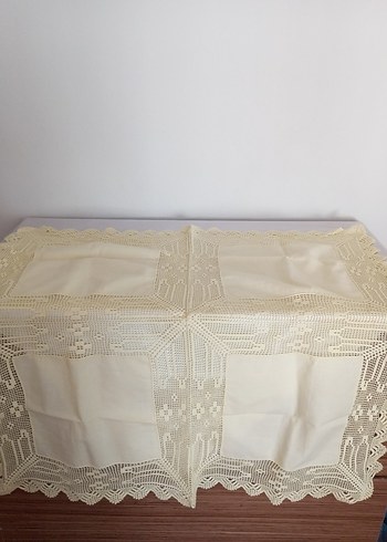 Krem Renk İşlemeli Dantel Masa Örtüsü - Görsel 4