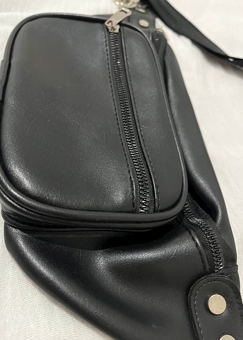  Beden Siyah Deri Kadın Bel Çantası