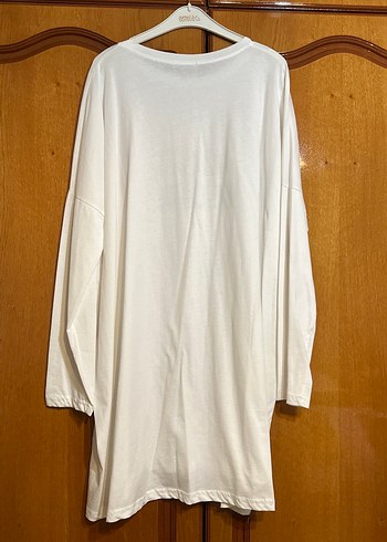 Beyaz Rahat Kesim Tişört - Görsel 2