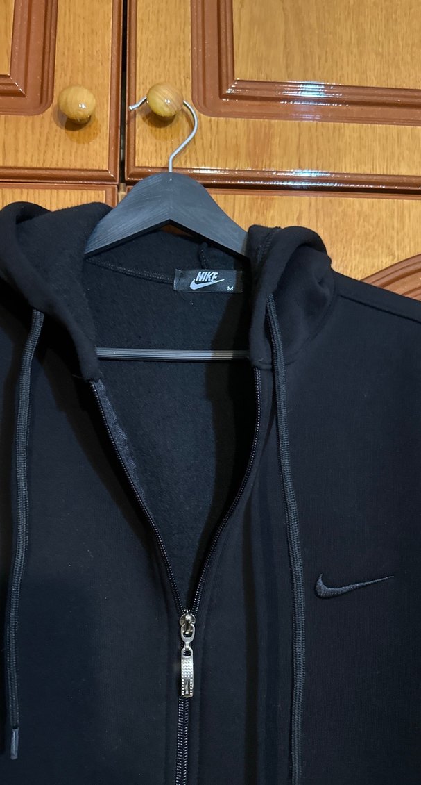 Nike Siyah Kapüşonlu Sweatshirt - Görsel 2