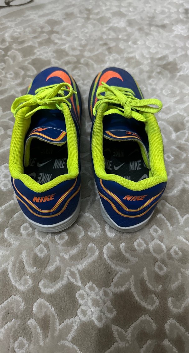 Nike Renkli Futbol Ayakkabısı - Görsel 3