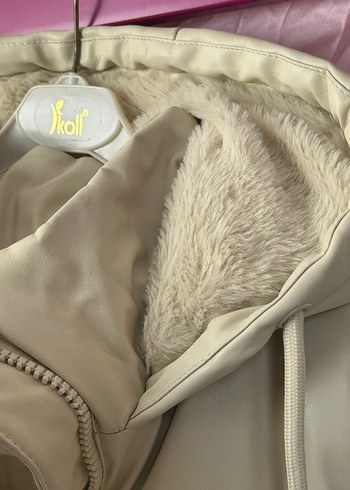 Krem Kadın Mont - Görsel 3