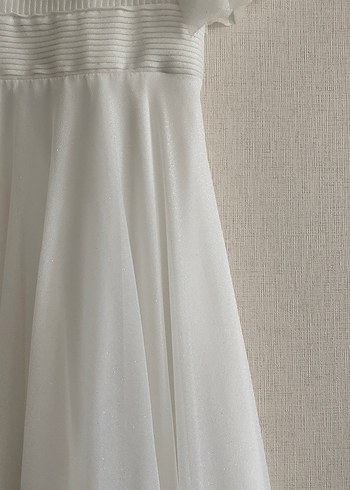 Çiçek Detaylı Çocuklar İçin Beyaz Gelinlik - Görsel 6