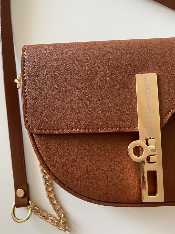 Levidor Zincir Detaylı Kahverengi Kadın Çanta - Görsel 3