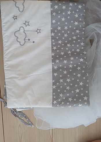 Gri Nakışlı Beyaz Pamuklu Bebek beşik yatağı - Görsel 3