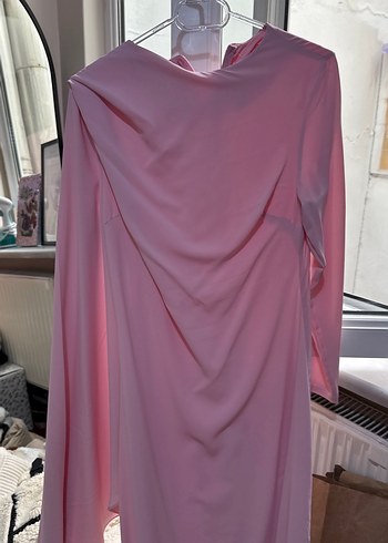 Pembe Uzun Kollu V Yaka Kadın Abiye Elbise