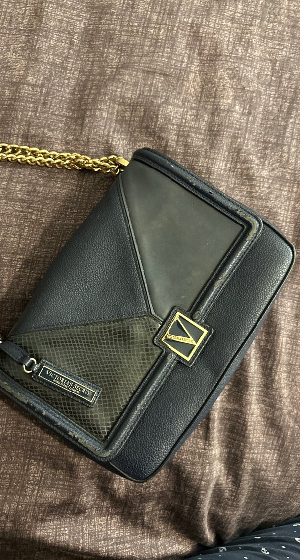 VİCTORİA SECRET ZİNCİRLİ ÇANTA - Görsel 3