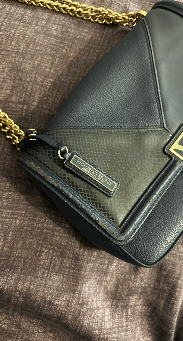 VİCTORİA SECRET ZİNCİRLİ ÇANTA - Görsel 2