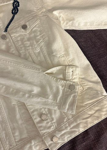 Mavi Beyaz Nakışlı Beymen Denim Kot Ceket - Görsel 3