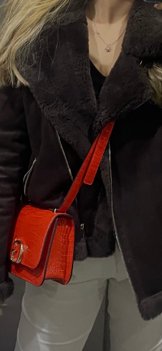 Kırmızı Parlak Deri Guess Kadın Çanta - Görsel 2