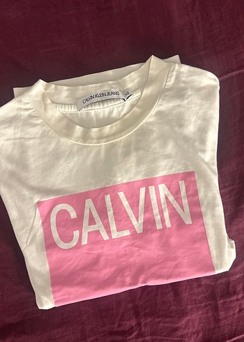 Calvin Klein 36