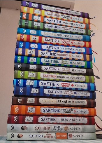 Saftirik Greg'in Günlüğü Kitap