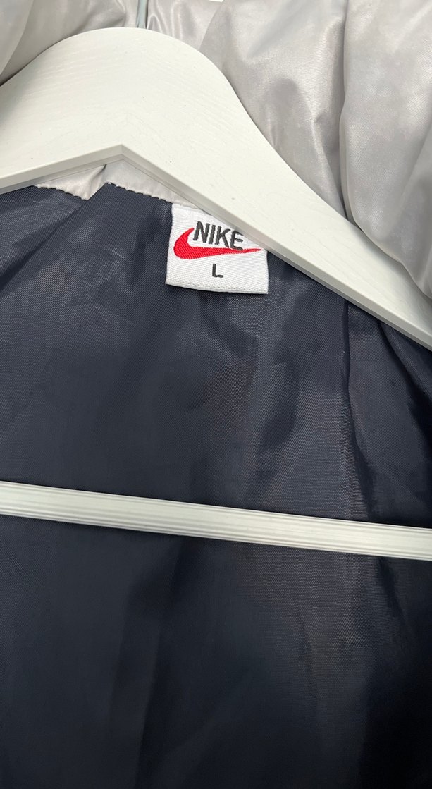 Nike Kadın Gri Lacivert Şişme Yelek - Görsel 2
