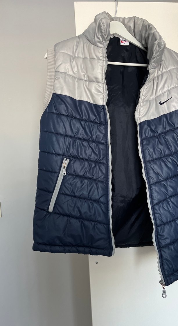 Nike Kadın Gri Lacivert Şişme Yelek - Görsel 3