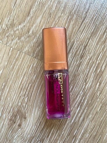 Avon lip oil