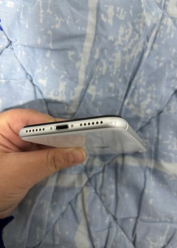 Kullanılmış iPhone Beyaz  Renk iPhone 2020 model - Görsel 4