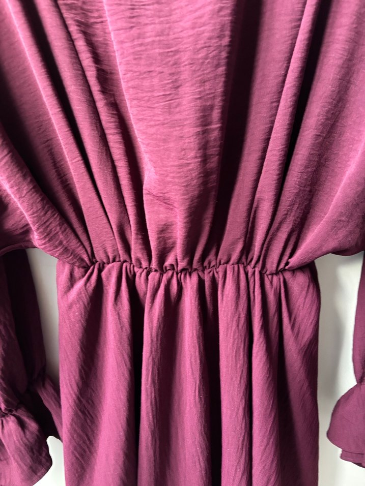 Mor V Yaka Uzun Keten Elbise - Görsel 4