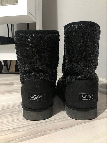 Ugg bot