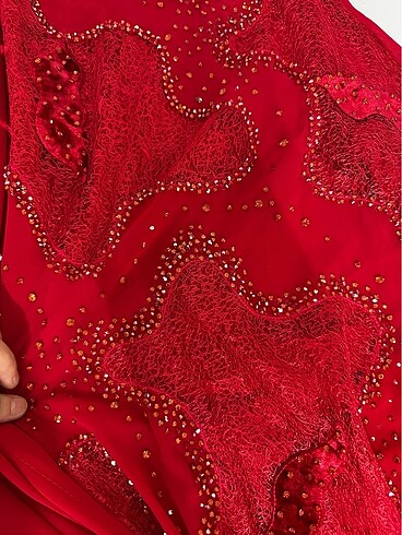 36 Beden kırmızı Renk Yöresel elbise/ kaftan