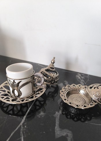Gümüş Kapaklı Beyaz Kahve Fincanı Takımı - Görsel 2