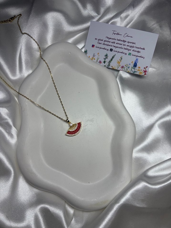 Çelik Gold Kırmızı Yelpazeli Kolye - Görsel 2