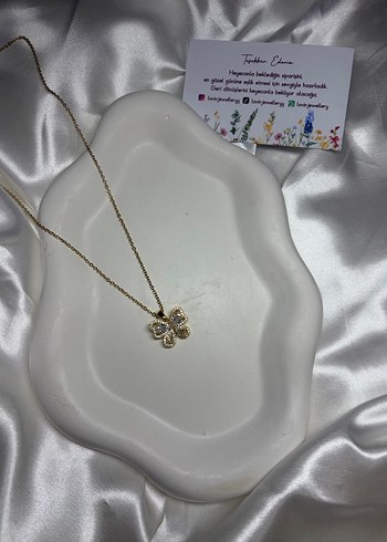Çelik Gold Kelebekli Kolye - Görsel 2