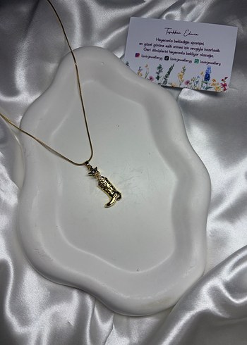 Çelik Gold Ayakabı Figürlü Kolye - Görsel 2