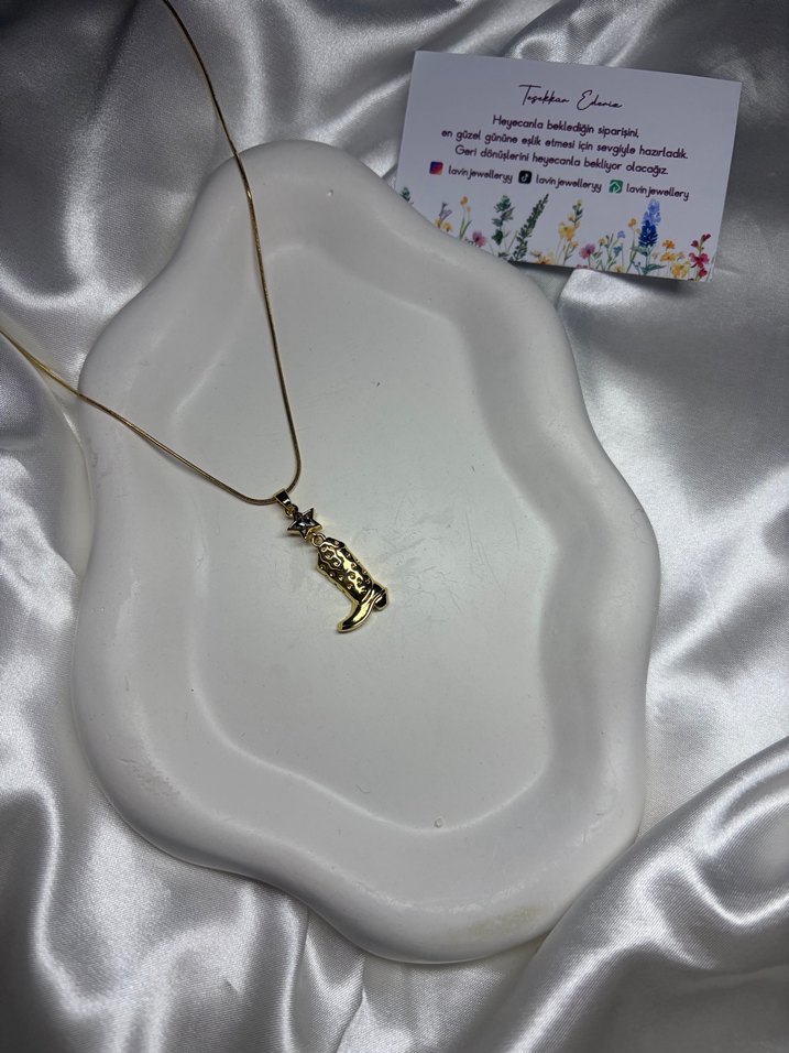 Çelik Gold Ayakabı Figürlü Kolye - Görsel 2