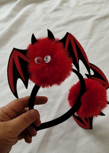 Kırmızı Kürklü Gotik Çocuk Taç - Görsel 4