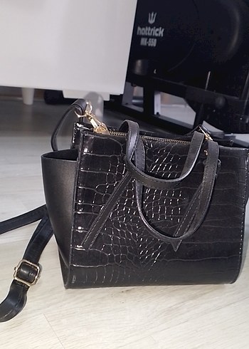 Siyah Deri Yılan Desenli Kadın Çanta - Görsel 2