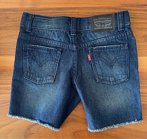 Levis Levis