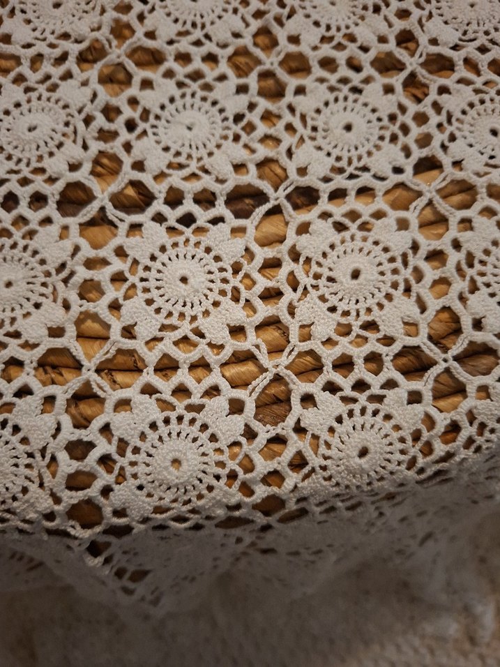 Klasik El Yapımı Dantel Masa Örtüsü - Görsel 2