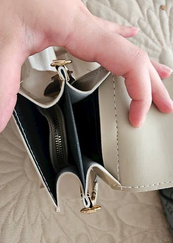 Beyaz Deri Kadın Bel Çantası - Görsel 4