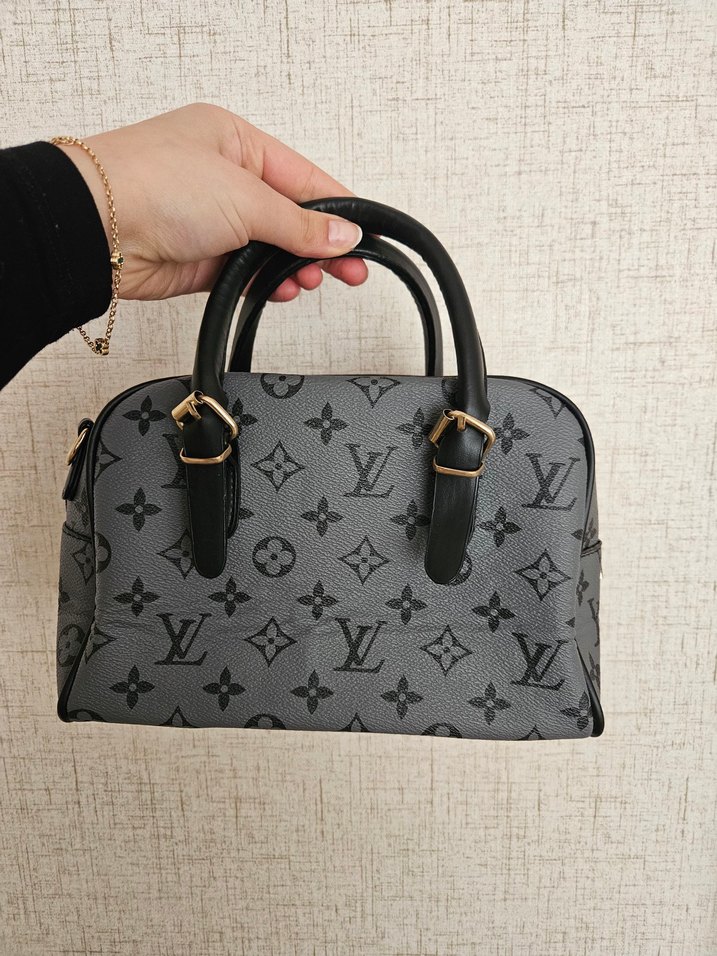 Gri Deri Louis Vuitton Kadın Çanta - Görsel 2