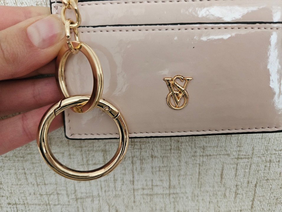 Bej Parlak Zincir Detaylı Kadın Cüzdan - Görsel 2