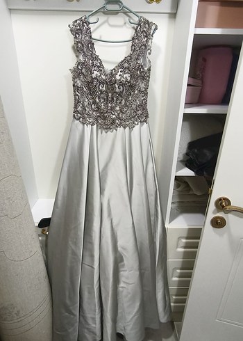 Gri Payetli Uzun Abiye Elbise - Görsel 3