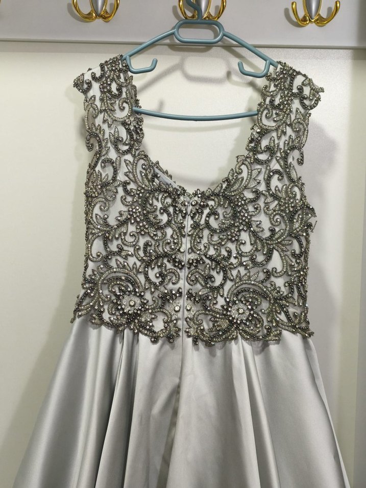 Gri Payetli Uzun Abiye Elbise - Görsel 5