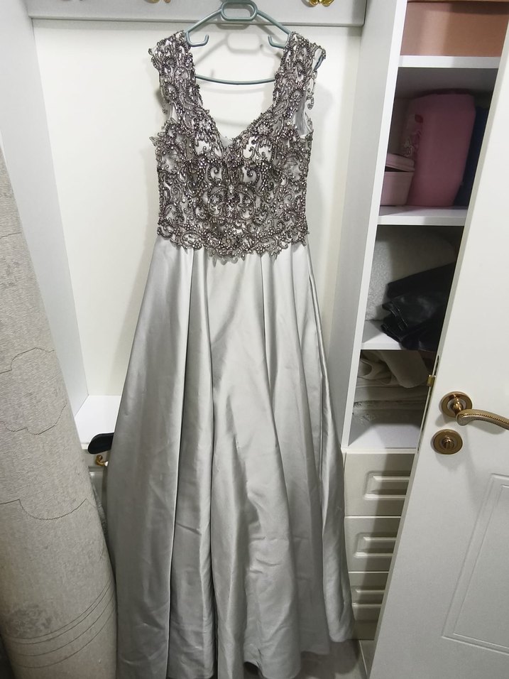 Gri Payetli Uzun Abiye Elbise - Görsel 3