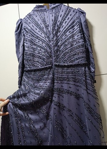 Uzun Kollu İşlemeli Mor Abiye Elbise - Görsel 4