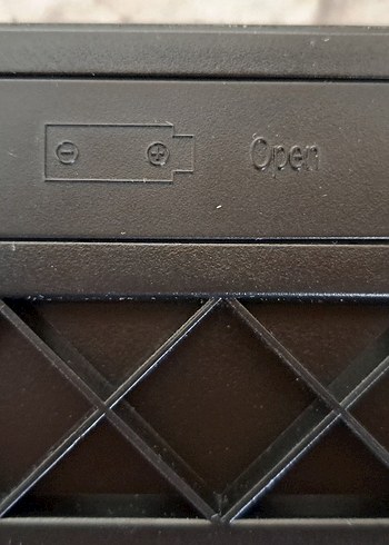 Logitech Y-X5A77 PlayStation 3 İçin Touchpad'li Bluetooth Klavye - Görsel 4