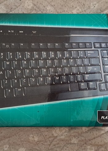 Logitech Y-X5A77 PlayStation 3 İçin Touchpad'li Bluetooth Klavye - Görsel 2