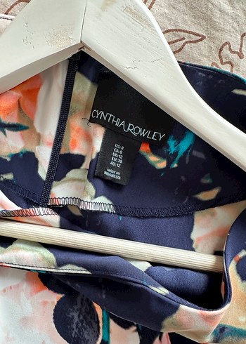 Marka çiçekli elbise - Görsel 4