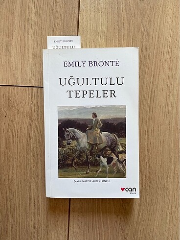 Uğultulu Tepeler