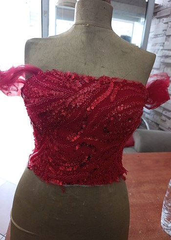 Kırmızı İşlemeli Straplez Mini Büstiyer - Görsel 3