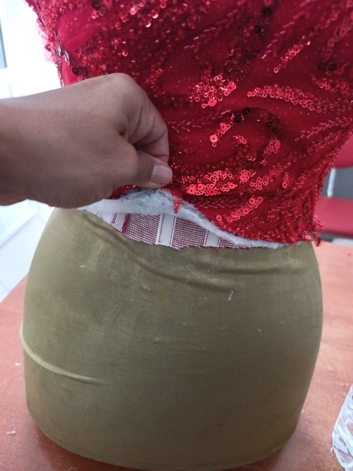 Kırmızı İşlemeli Straplez Mini Büstiyer - Görsel 4