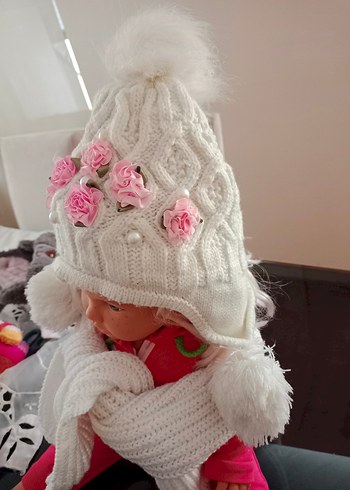 1-2 Yaş, 19 cm Beden beyaz Renk Beyaz Çiçekli Örgü Çocuk Şapka ve Atkı Seti Pembe Çiçekli 1/2/3